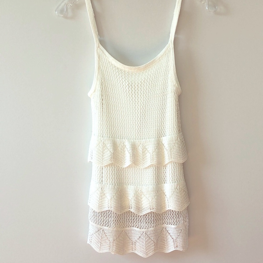 WHBM: elegant crocheted, lined top